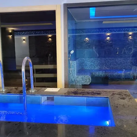 Caesar Blue & D10 Apartment Gastria